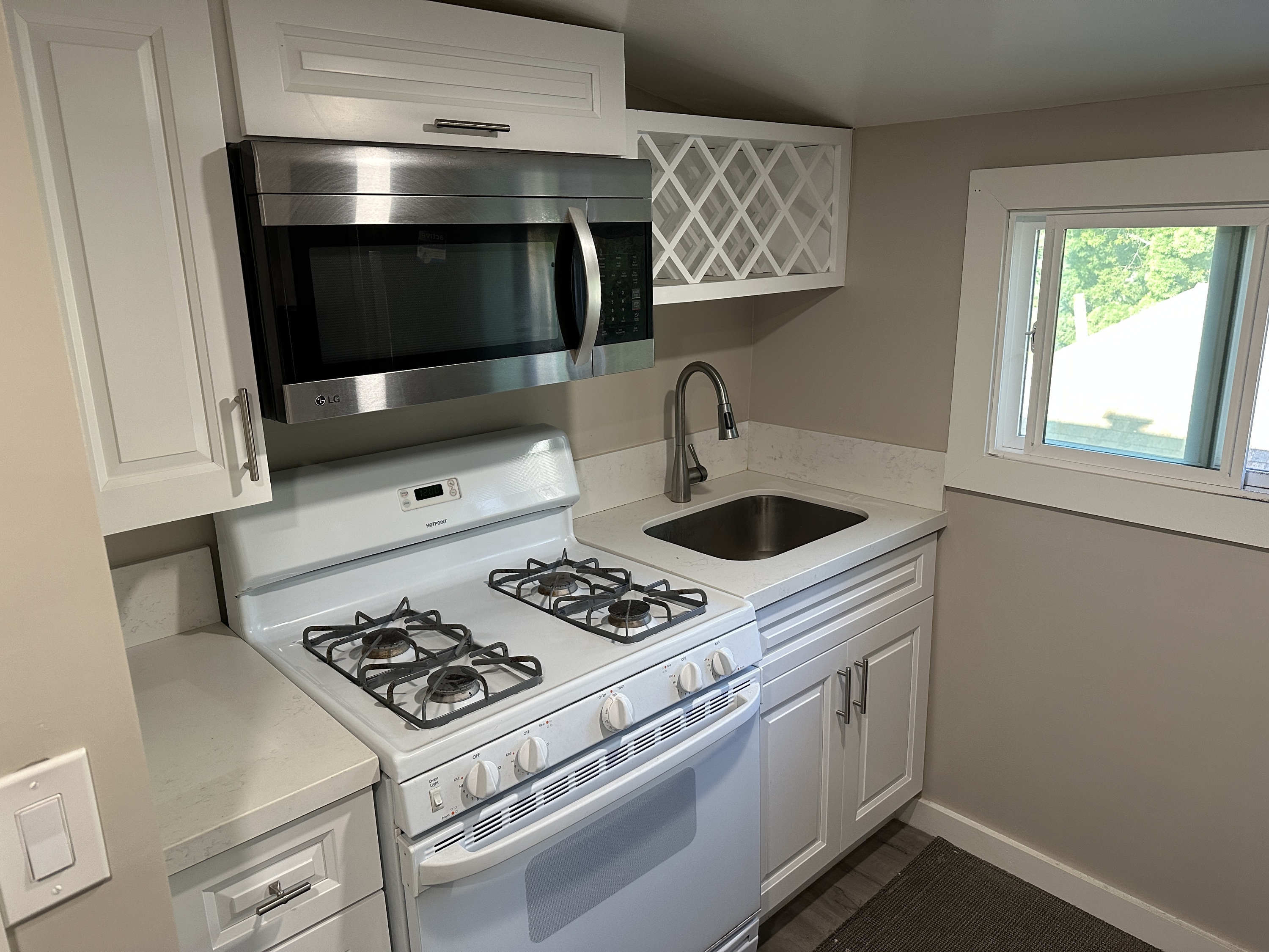 161 Chestnut St #18
