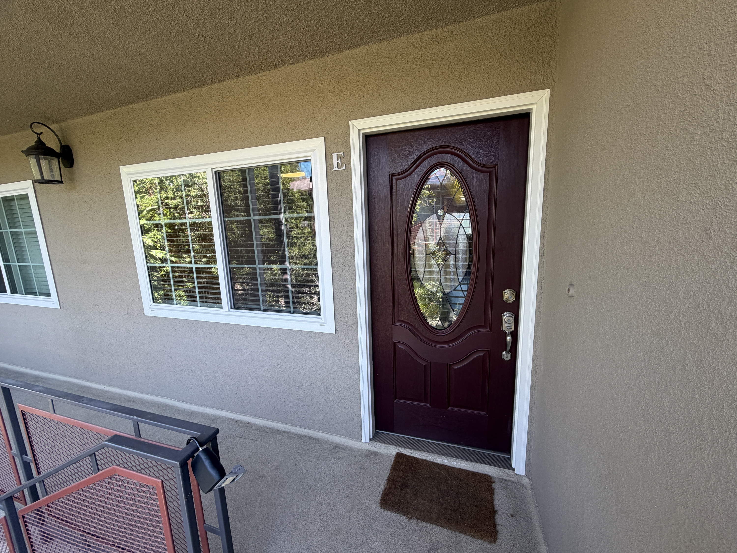 156 E Highland Ave #E